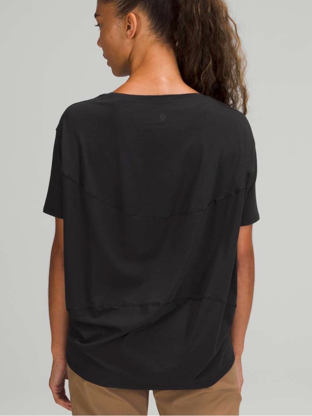 Lululemon back in action top